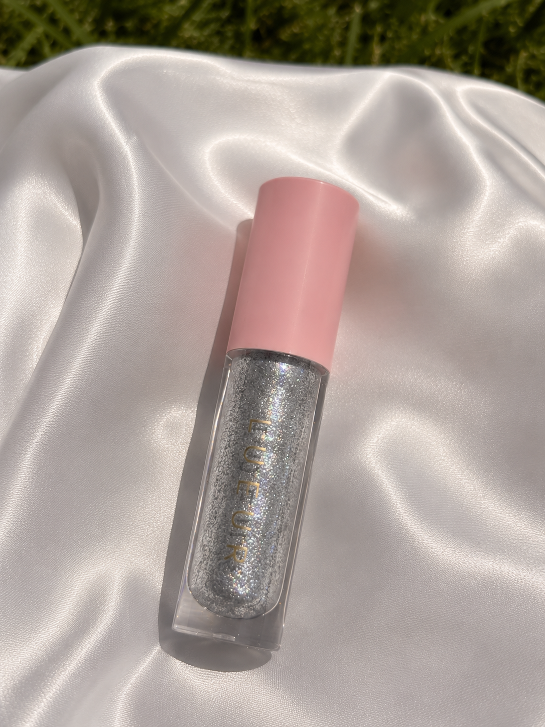 Lueur’s “Gloss Me Up” Lip Gloss